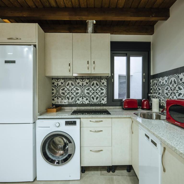 Apartamentos Trinidad - Two-Room Apartment - 10