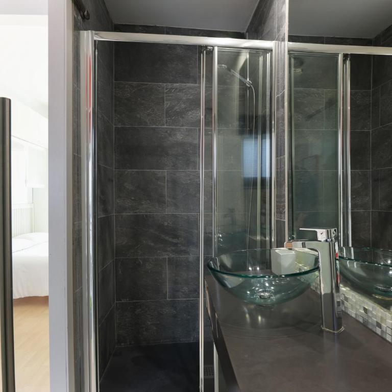 ApartEasy - Lovely Atic in Barcelona - Studio - 10