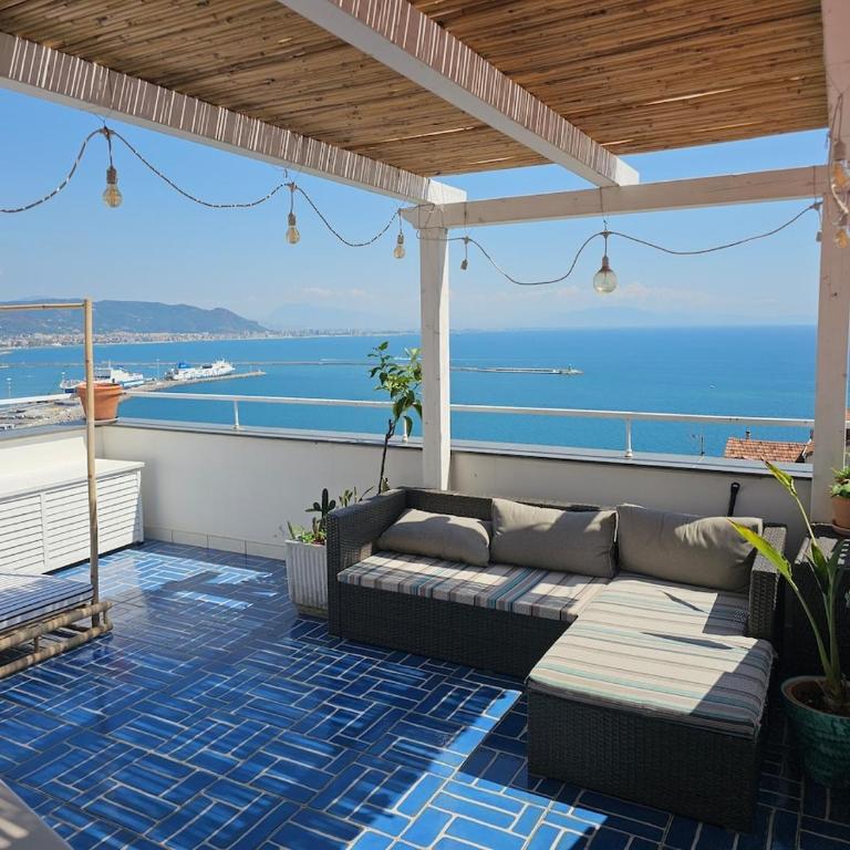 The Blue terrace - Three-Bedroom Apartment - 1