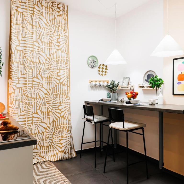 Velvet Stay 120m2 with Foosball Old Town - Three-Bedroom Premium Apartment - 23