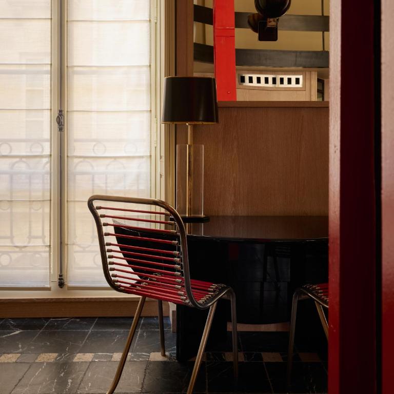Pied A Terre Palais Royal - Two-Bedroom Superior Apartment - 12