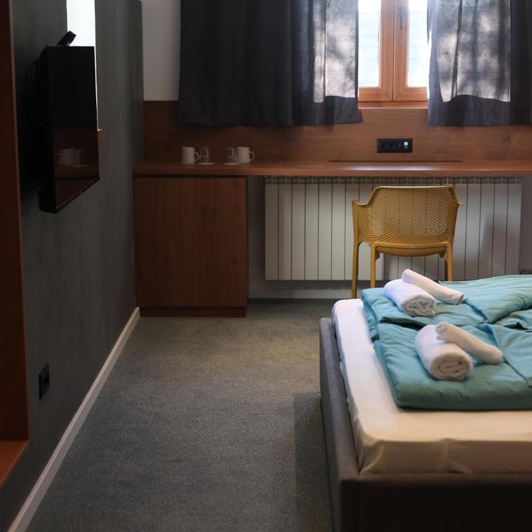 Vila Plamenac - Deluks Dvokrevetna Soba sa Bračnim Krevetom - 20