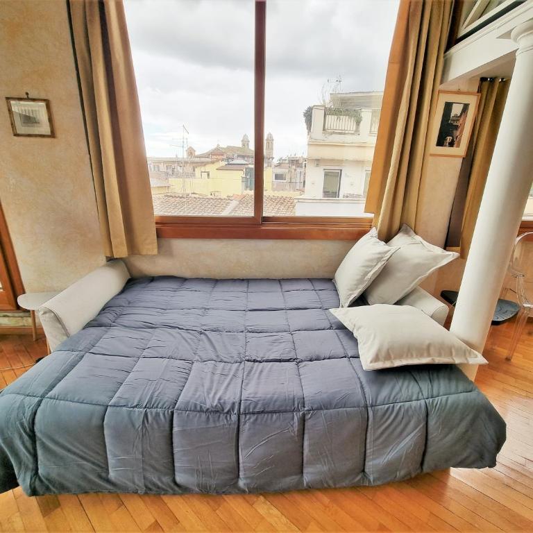 Amazing panoramic artist's loft Spanish Steps - Apartamento - 14