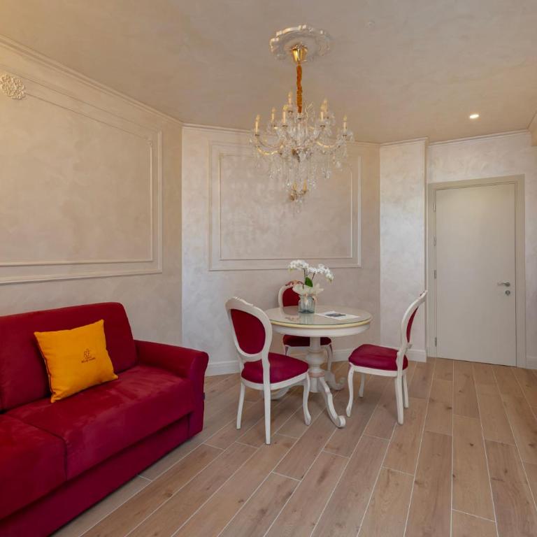 Relais Empire - One-Bedroom Apartment - Separate Building - 9