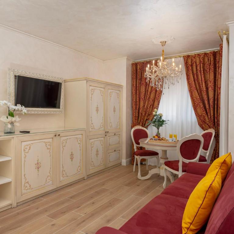 Relais Empire - One-Bedroom Apartment - Separate Building - 12