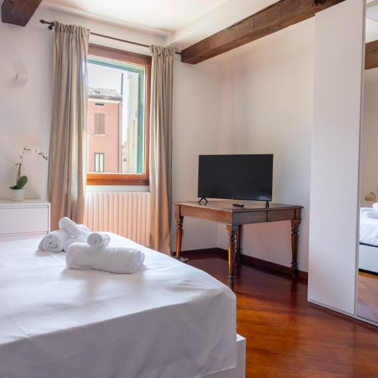 Bologna Centro 12 People and Terrace over 170 mq - Appartamento con 3 Camere da Letto - 5