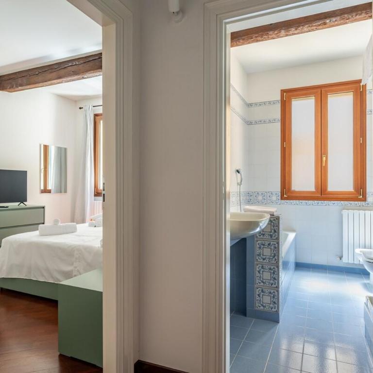 Bologna Centro 12 People and Terrace over 170 mq - Appartamento con 3 Camere da Letto - 35
