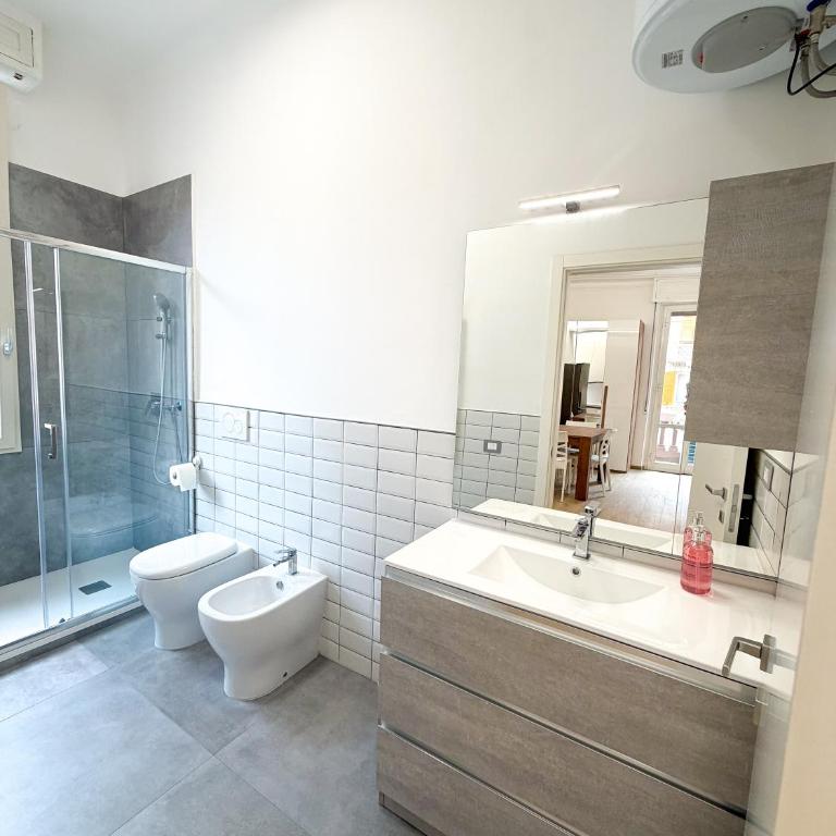 A due passi dal Mare e dal Centro Città - Appartamento con 1 Camera da Letto - 2
