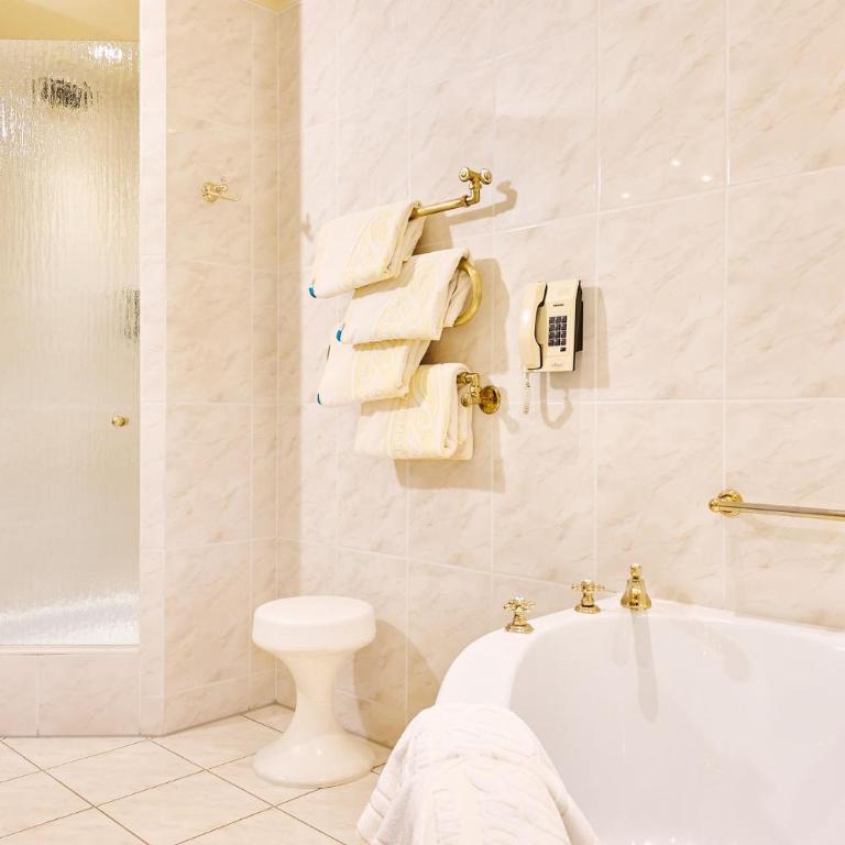 Thermenwelt Hotel Pulverer - Suite Panorama - 1