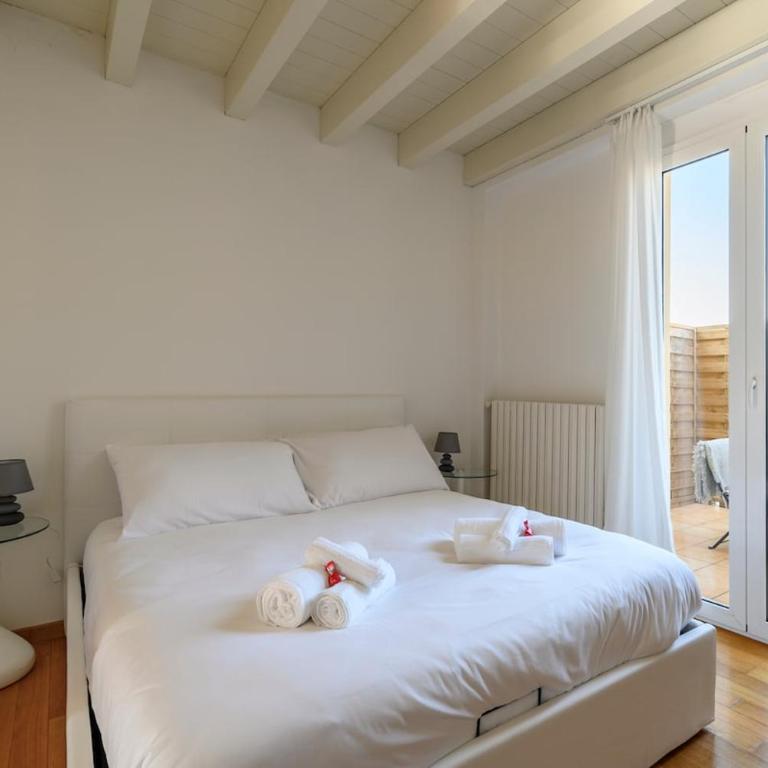 BolognaCentro 2Bedr and Terrace Near Central Station - Appartamento con 2 Camere da Letto - 2