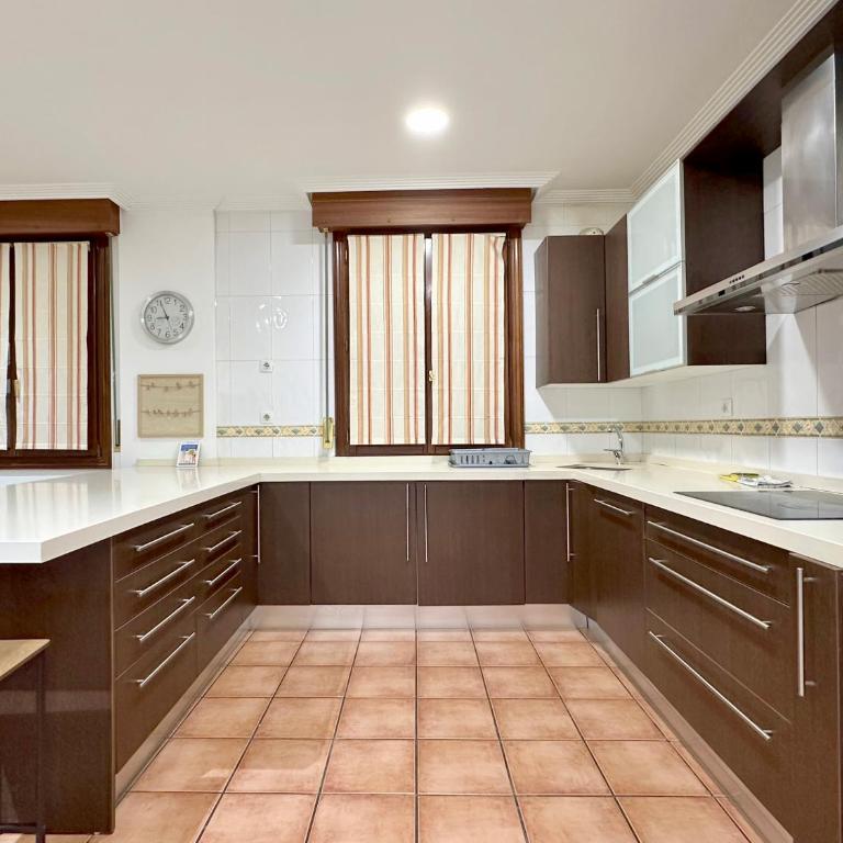 Santutxu Apartamento Elegante con wifi y Parking - Apartamento de 2 dormitorios - 10
