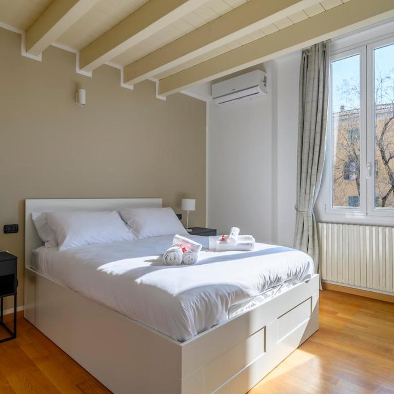BolognaCentro 2Bedr and Terrace Near Central Station - Appartamento con 2 Camere da Letto - 1