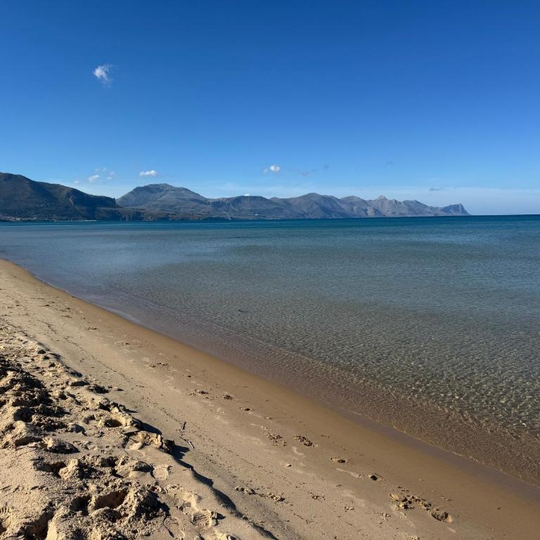 3 min Walk to Beach 3BR Apartment with Terrace AC & Parking - Appartamento con 3 Camere da Letto e con Balcone - 38