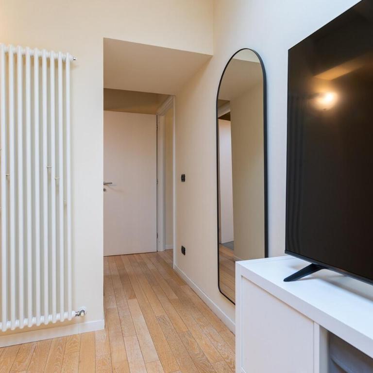 BolognaCentro 9 People Loft Private Lift and Terrace - Appartamento con 2 Camere da Letto - 20