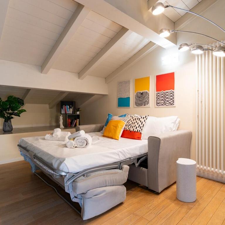 BolognaCentro 9 People Loft Private Lift and Terrace - Appartamento con 2 Camere da Letto - 64
