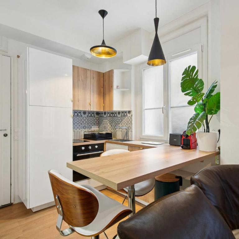 Paris Studio near Eiffel Tower - Metro 6, 8, 12 - Appartamento con 1 Camera da Letto - 1
