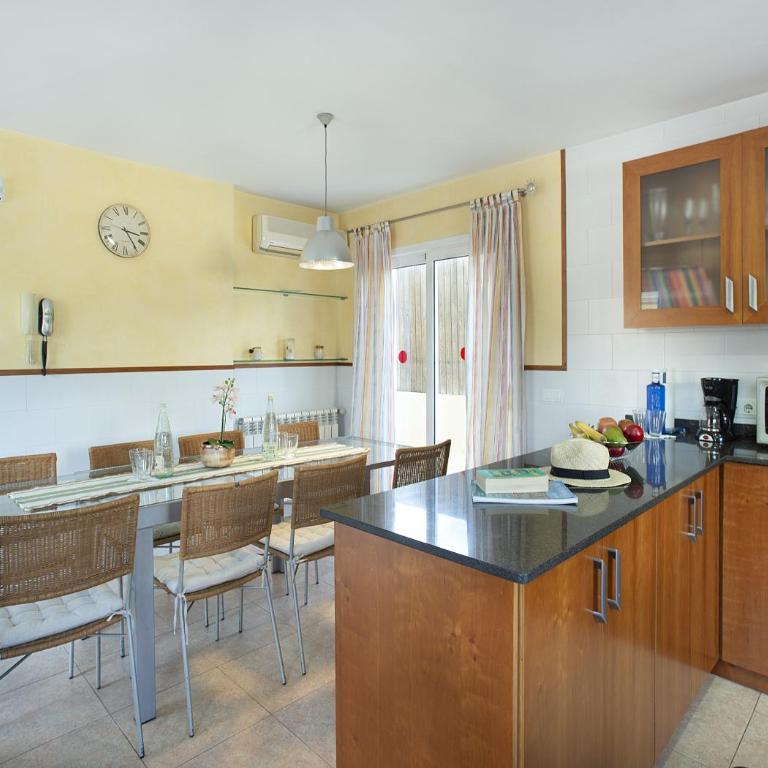 Owl Booking Villa Can Gaya - 5 Minutes Walk to the beach - Villa con piscina privada - 12