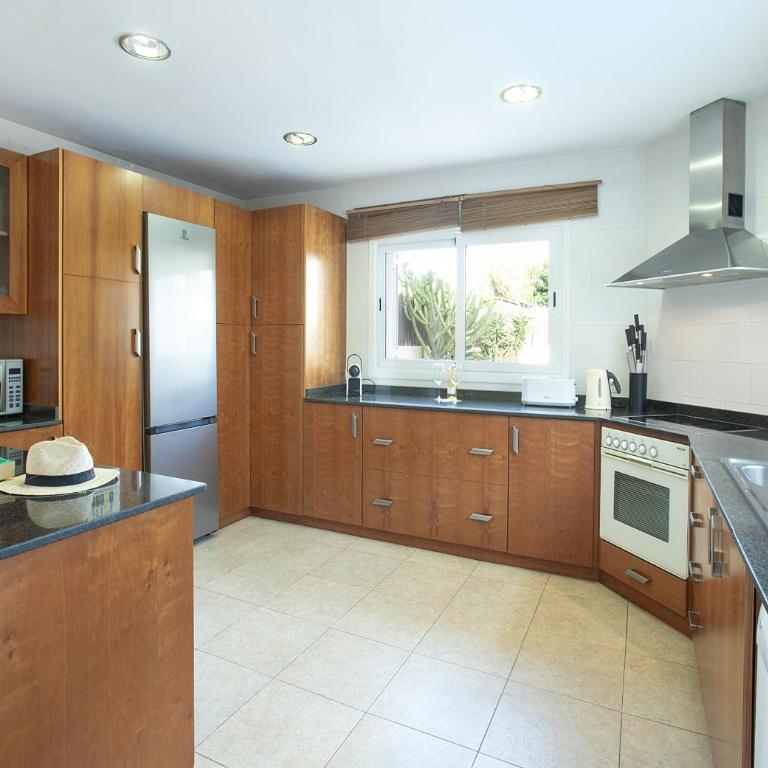 Owl Booking Villa Can Gaya - 5 Minutes Walk to the beach - Villa con piscina privada - 13