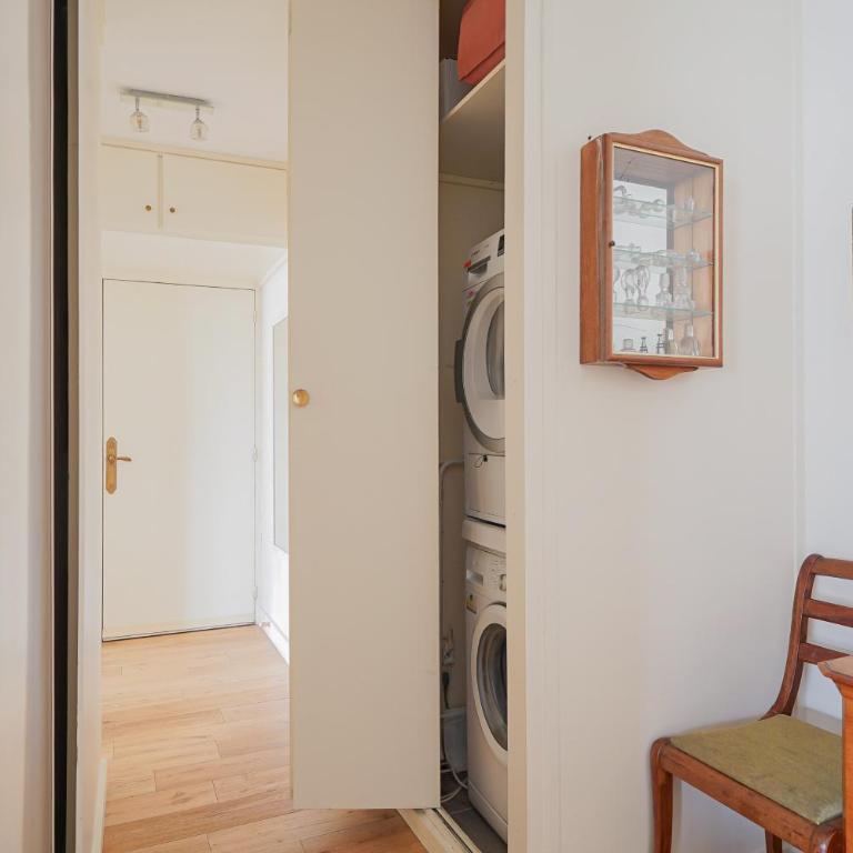 Parisian Elegance and Charm - Appartement 2 Chambres - 7