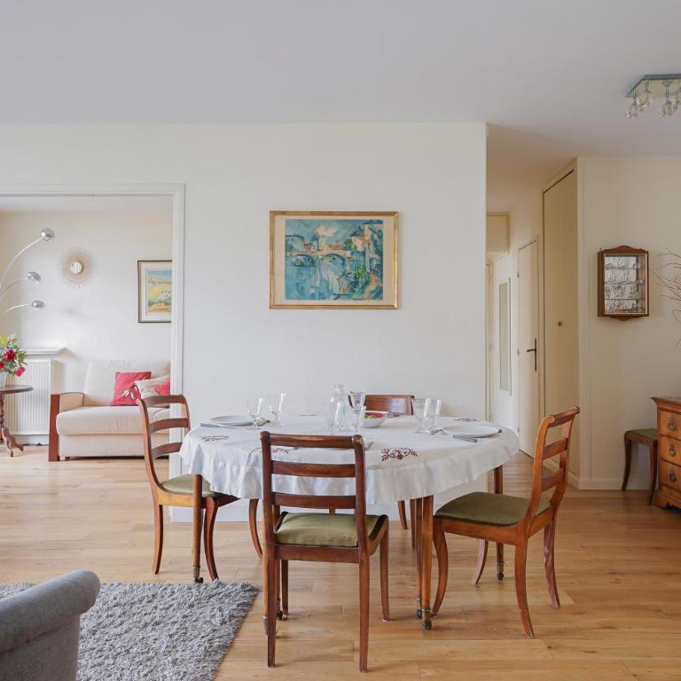 Parisian Elegance and Charm - Appartement 2 Chambres - 10