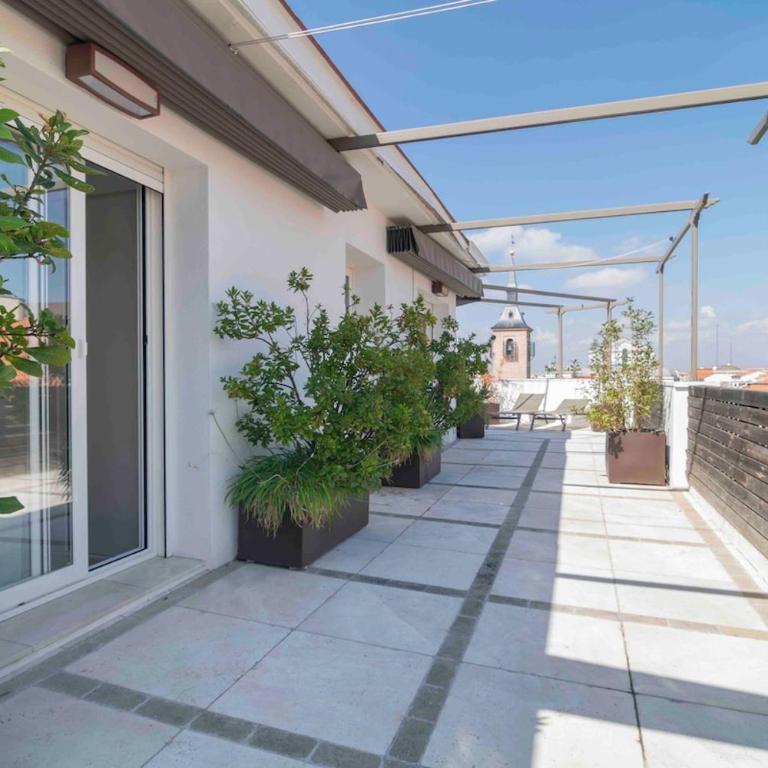 Ático exclusivo junto a Plaza Mayor - Two-Bedroom Apartment with Balcony and Terrace - 5