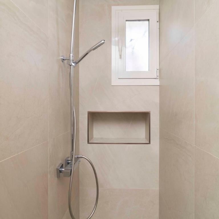 Ático exclusivo junto a Plaza Mayor - Two-Bedroom Apartment with Balcony and Terrace - 17