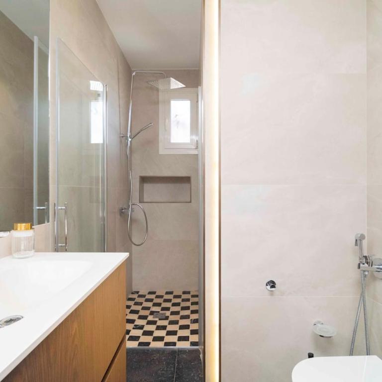 Ático exclusivo junto a Plaza Mayor - Two-Bedroom Apartment with Balcony and Terrace - 28