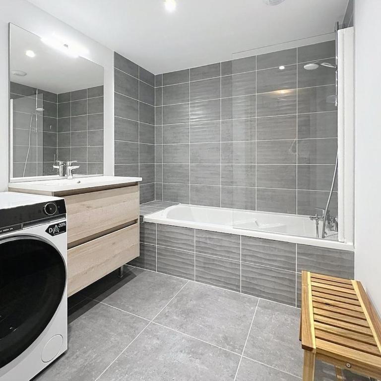New Duplex 147 m Modern, Spacious 13 people - Appartement Premium 5 Chambres - 13