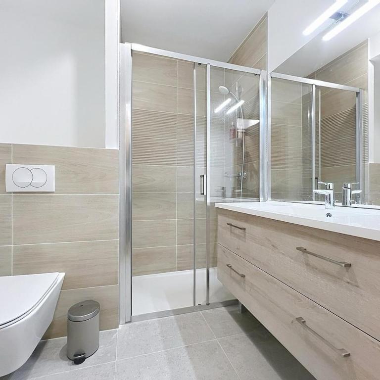 New Duplex 147 m Modern, Spacious 13 people - Appartement Premium 5 Chambres - 28