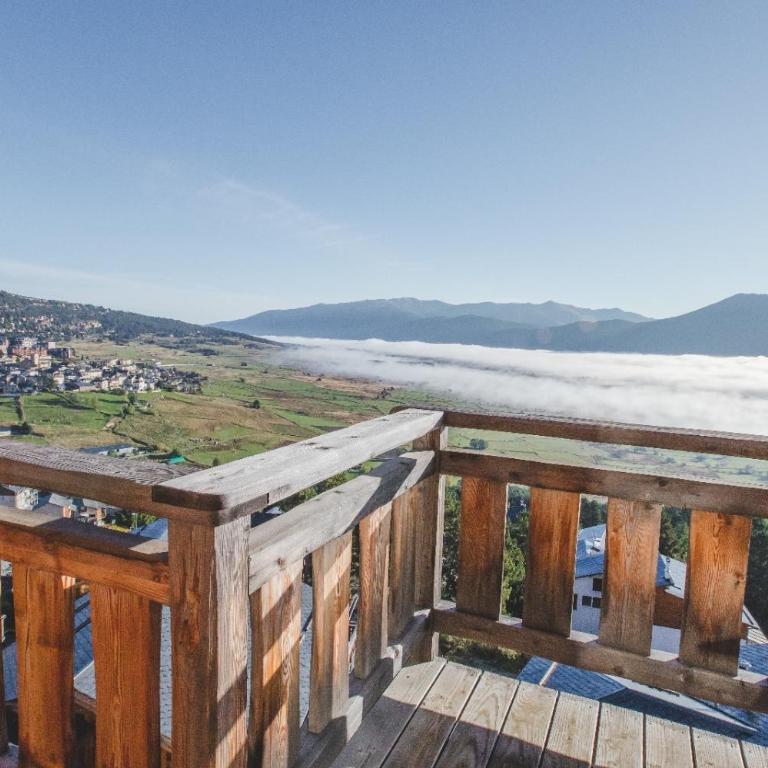 Chalet Nest Lodges - Four-Bedroom Chalet - 12