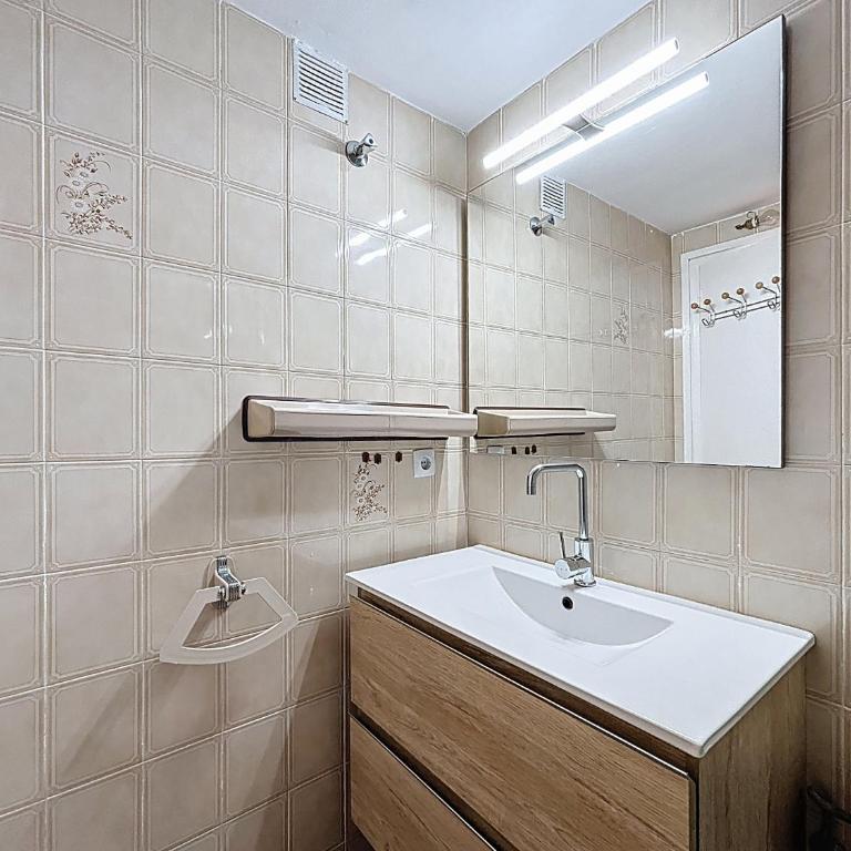 Ariadna - Piso, Vista al mar y Piscina Comunitaria - Apartment with Sea View - 29