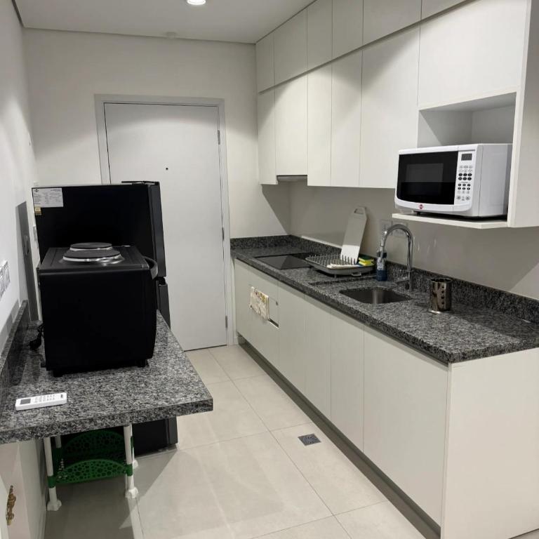 Hermoso Departamento en Zona Shopping - Apartamento de 1 dormitorio - 4