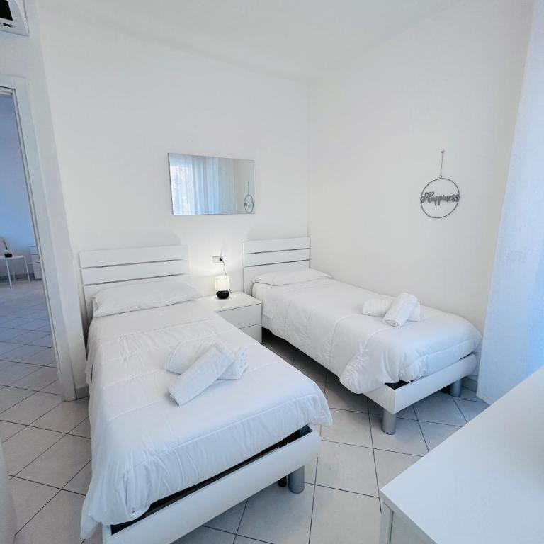 Appartamenti Carinzia Fronte Mare - Flexrent Immobiliare Abissinia - Appartamento con 2 Camere da Letto e Vista Mare - 22