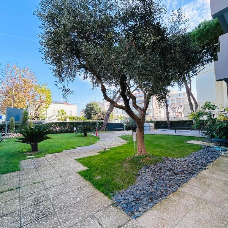 Appartamenti Carinzia Fronte Mare - Flexrent Immobiliare Abissinia - Appartamento con 2 Camere da Letto e Vista Mare - 29