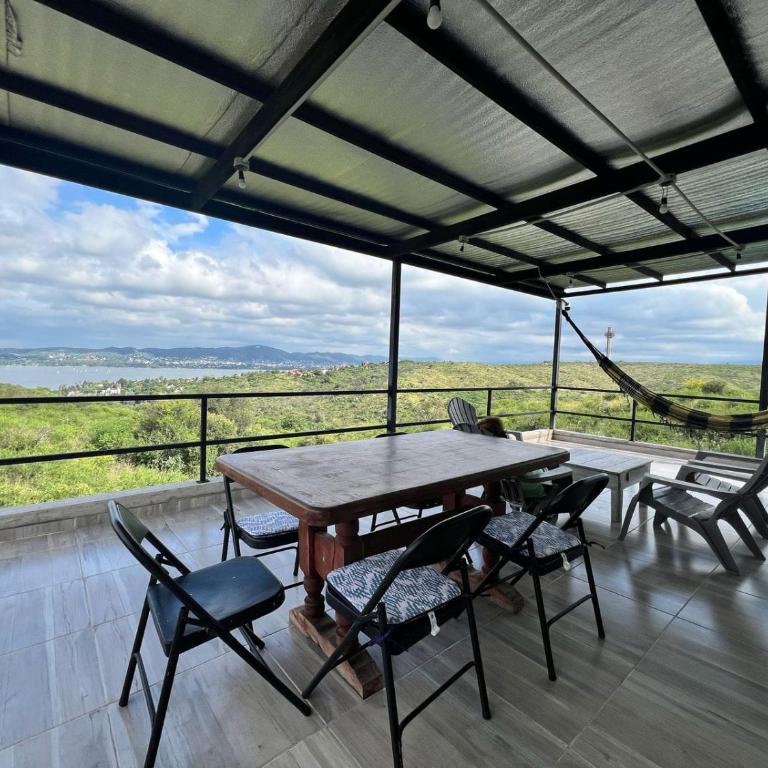 El Descanso - Three-Bedroom House - 14