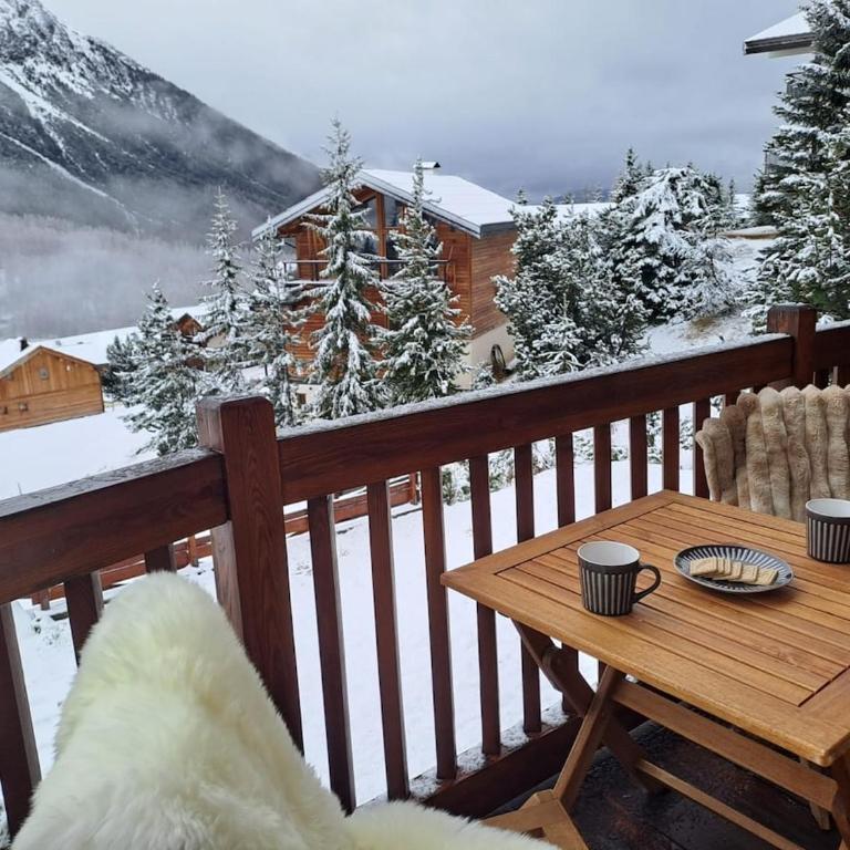 Tanière du Saint Jean pour 4 à 6 pers Vue Montagne avec Garage - Apartamento de 2 dormitorios - 1