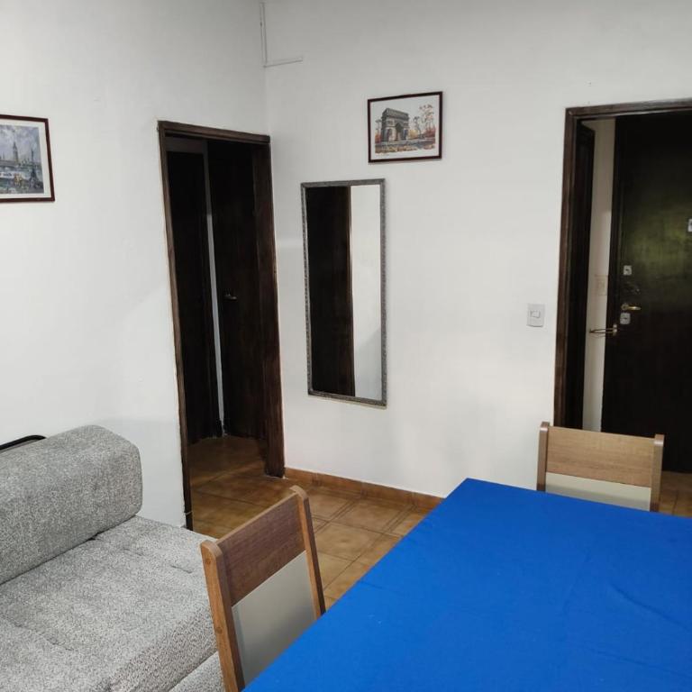 Departamento céntrico - Two-Bedroom Apartment - 12