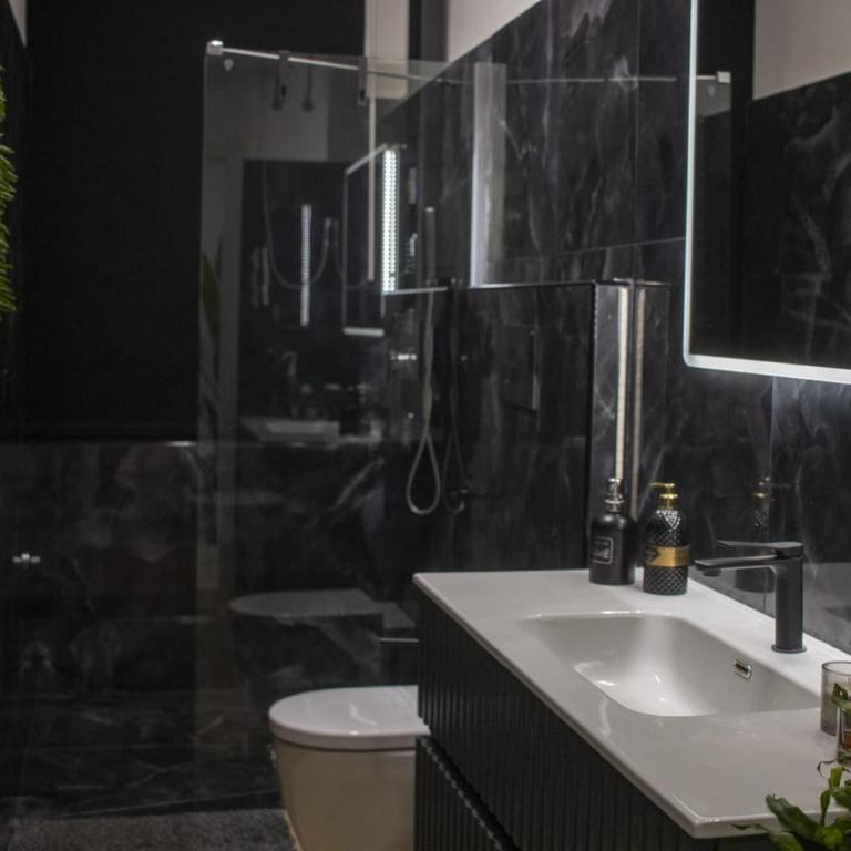 Urban Polo Apartment - One-Bedroom Apartment - 4