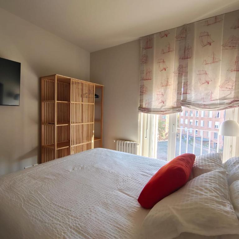 The Mediterranean House BCN - Three-Bedroom Apartment - 9