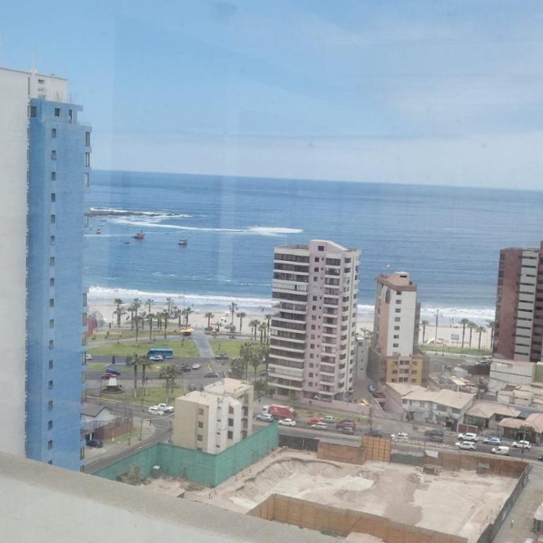 3 Hermoso Dpto 2 dormitorios con vista al mar - Three-Bedroom Apartment - 13