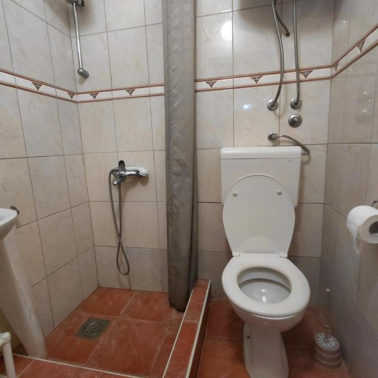 Snežana - Dvokrevetna Soba sa Bračnim Krevetom - 5