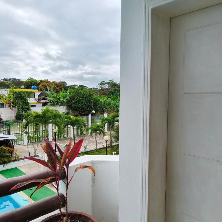 Apartamento grande enfrente del océano - Three-Bedroom Apartment - 16