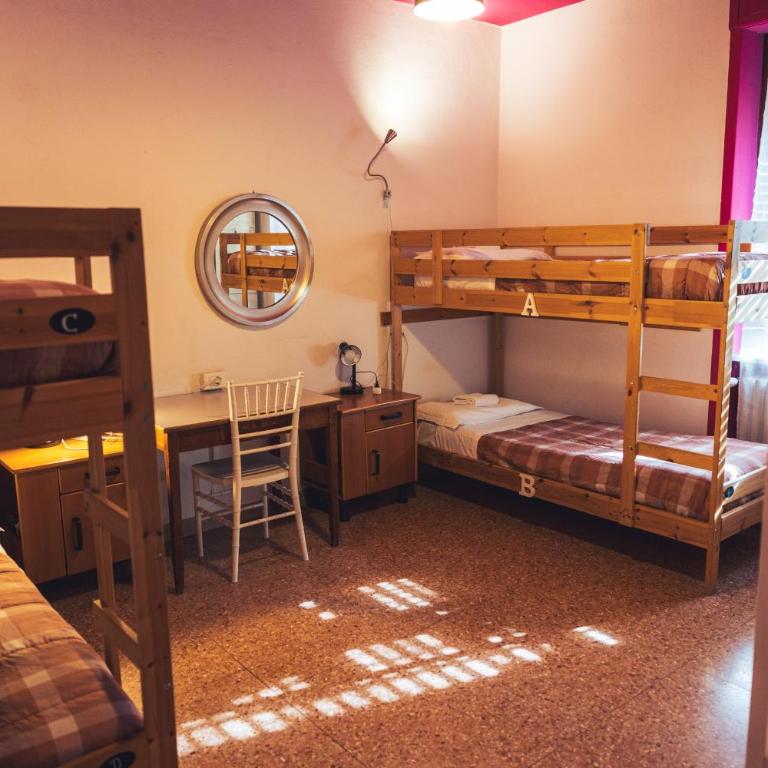 OstellOlinda - Letto Singolo in Dormitorio Femminile per 4 Persone - 6