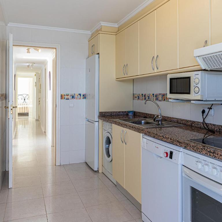 Apartamentos Topacio Unitursa - Apartamento de 3 dormitorios - 2