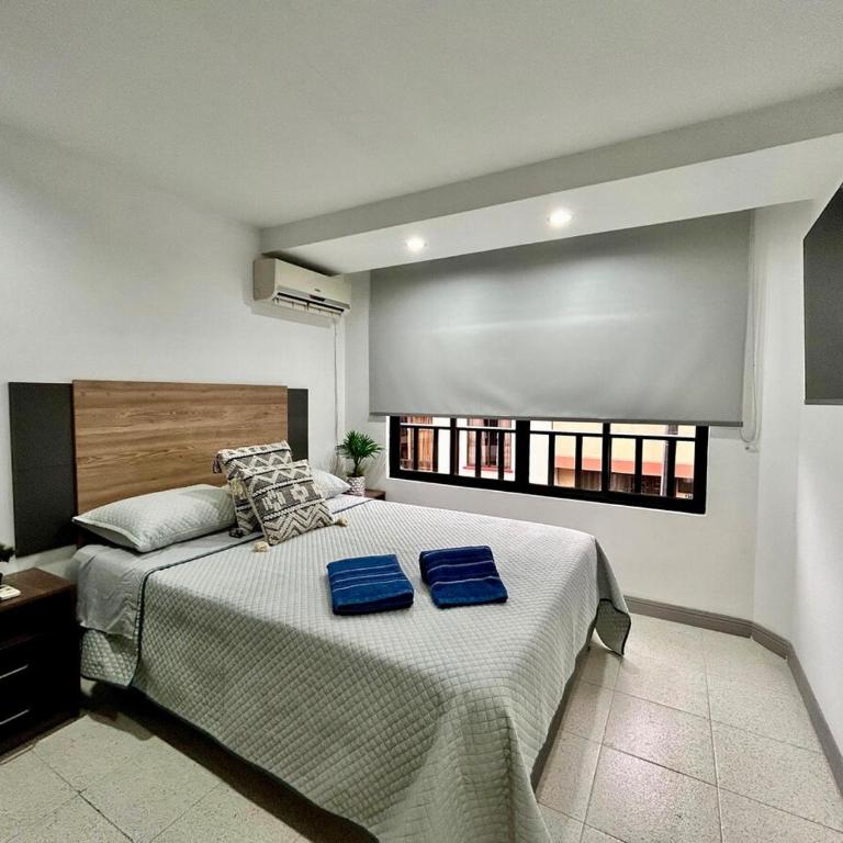 Casa los andes - Three-Bedroom House - 38