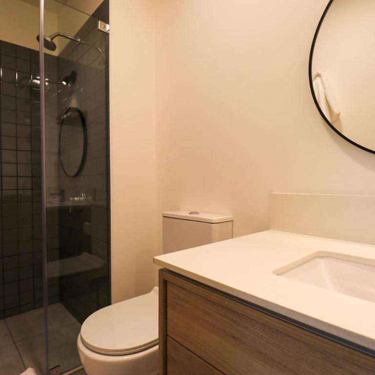 Executive 2BR with Balcony in Premium San Isidro - Two-Room Apartment - 24