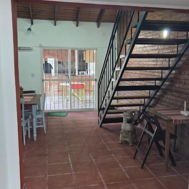 Casa 8p con Quincho Cerca del Estadio y Autódromo - Apartamento - 17