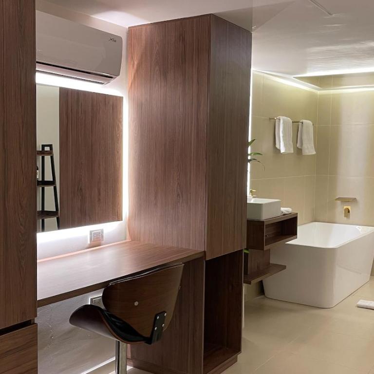 One Apartments Provenza - Deluxe Double Room with Bath - 4