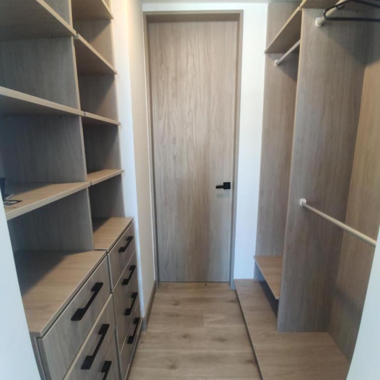 Suite Amoblada Sector la Carolina - One-Bedroom Apartment - 15