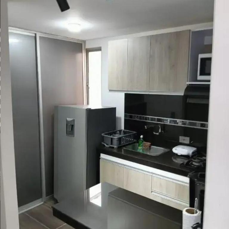 Apartamento por días - Three-Bedroom Apartment - 4